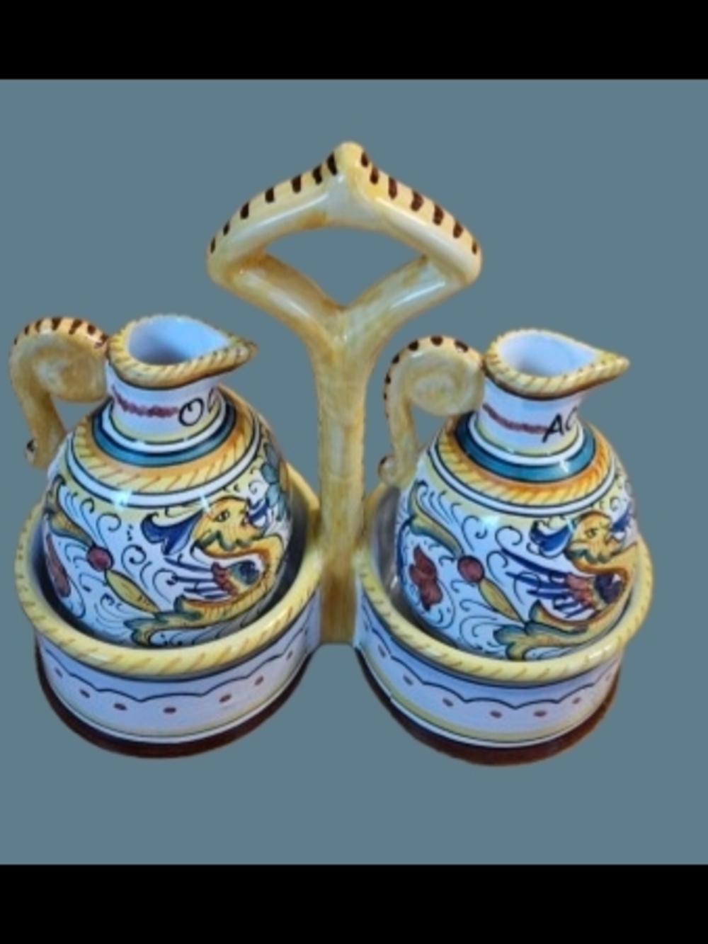 *Raffaellesco Design from ceramic hand painted pottery Vinegar and Oil caddy Set